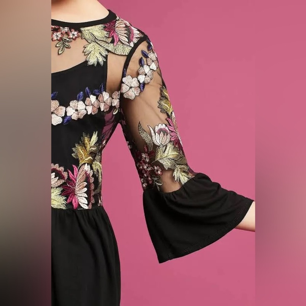 Anthropologie Eri + Ali ornate floral embroidery top - Picture 3 of 8